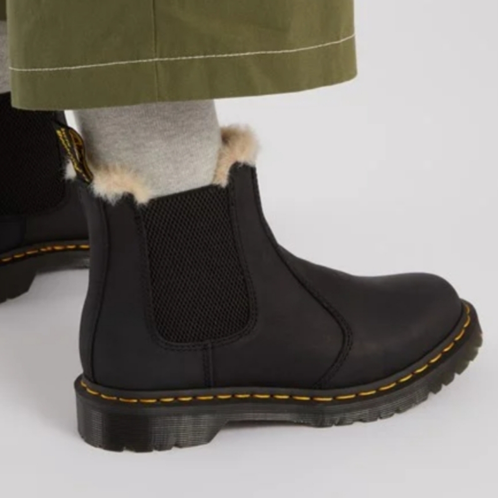Dr Martens Leonore Women's Chelsea Boots
